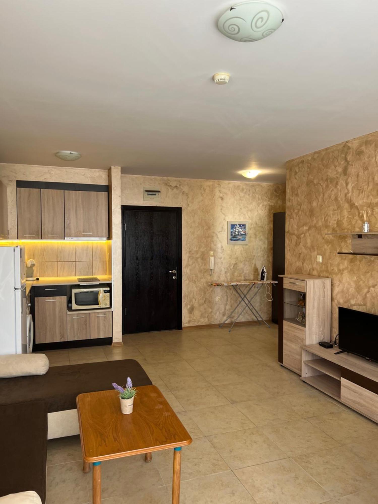 Apartment Robinson Beach Elenite First Line Sveti Vlas Bagian luar foto