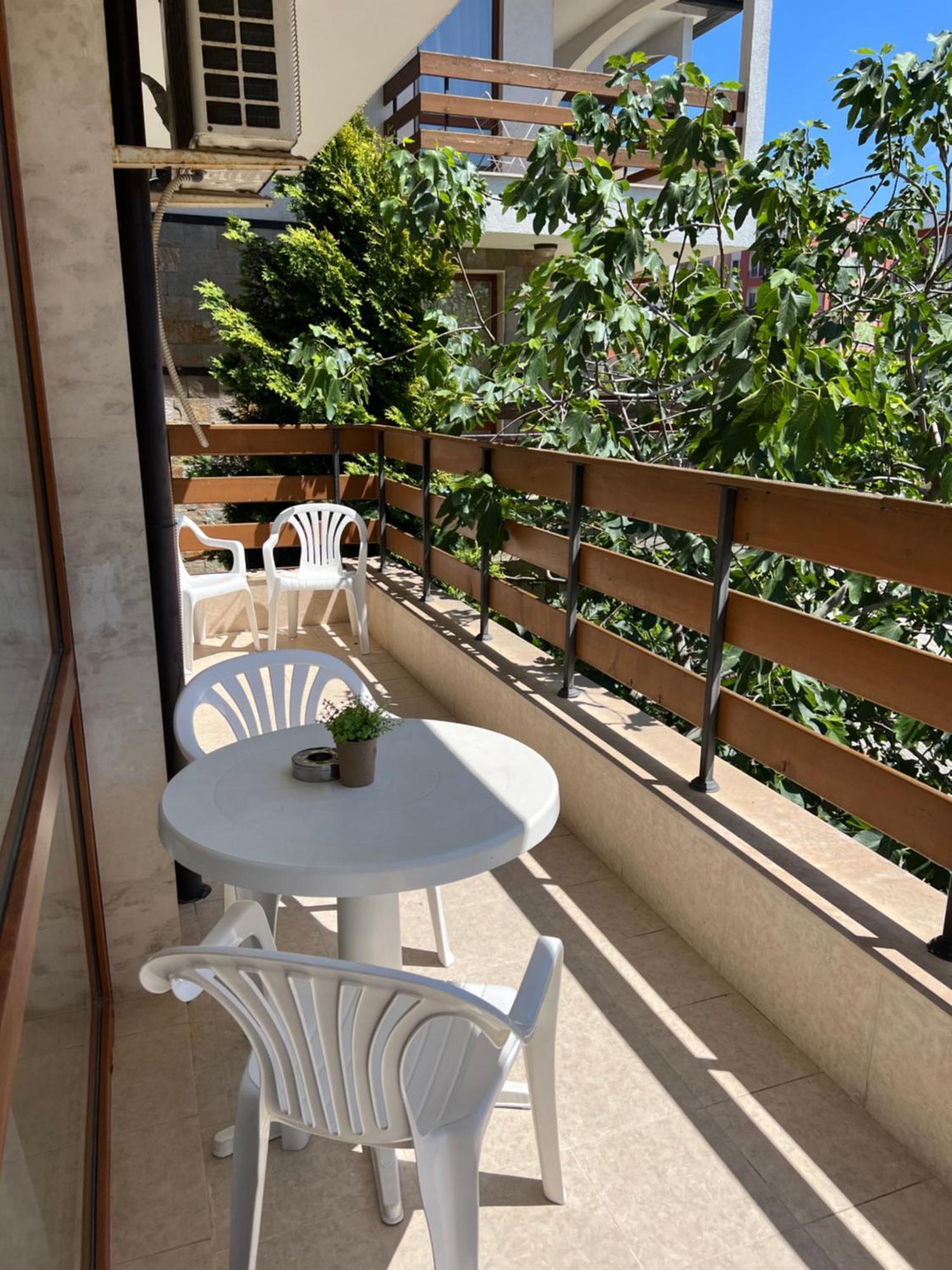 Apartment Robinson Beach Elenite First Line Sveti Vlas Bagian luar foto